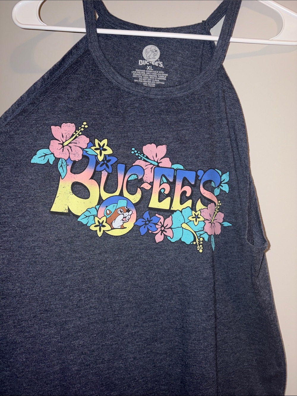 Dark Blue Buc-ee’s Floral Logo Tank Top - Picture 2 of 3